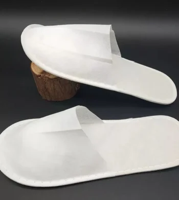 Disposable guest slippers