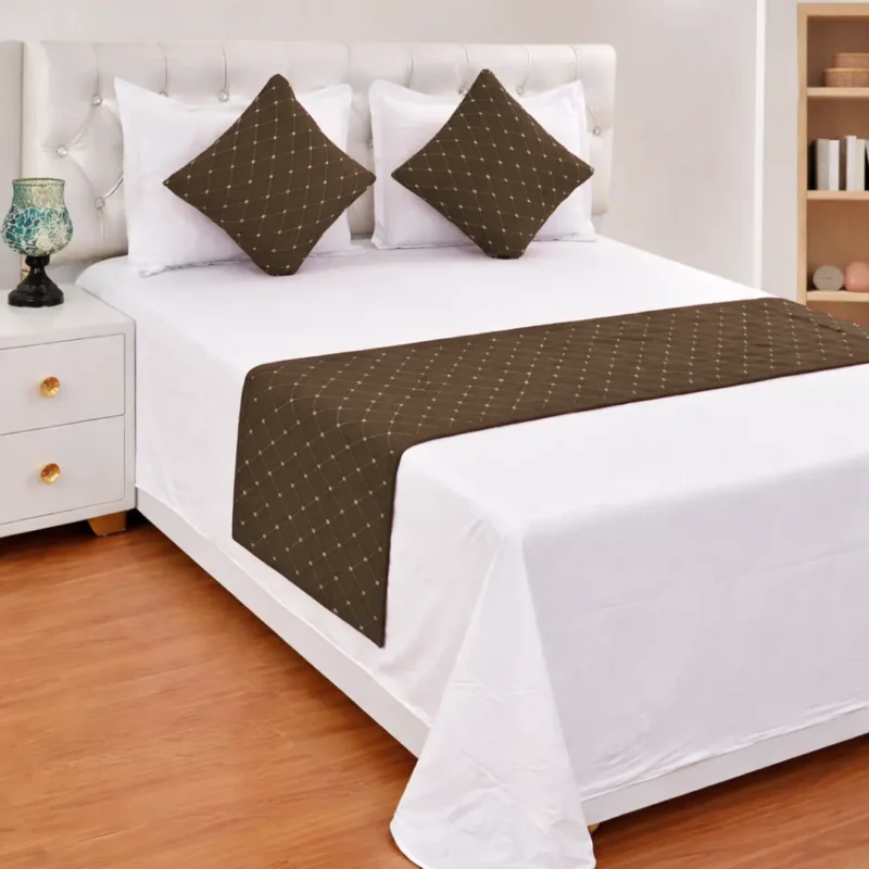 sofrito quilted bed runner Coffee Brown
